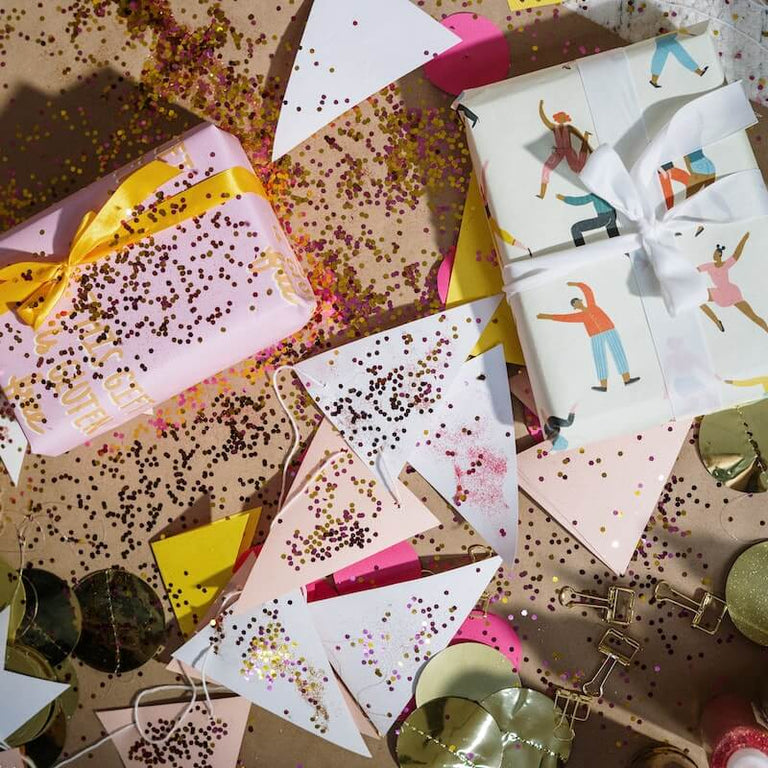 What are the Different Types of Gift Wrapping Paper? Happy Wrap